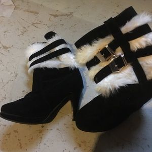 Ladies boots